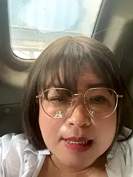 Icewoman888 from StripChat