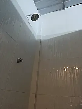 IM_ALLI from StripChat is Freechat