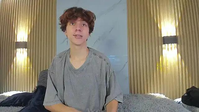 IM_DAREN from StripChat is Freechat