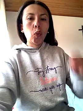 im_lorein from StripChat is Freechat