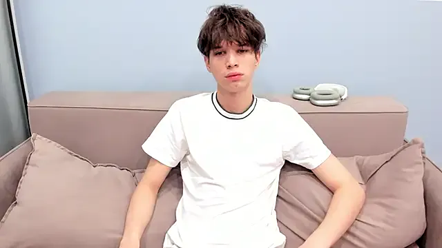 Im_Shine_Guy from StripChat is Freechat