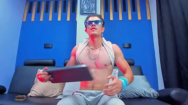 Girls: try live performances with matured performers, from dancing to quirks, in a variety of beautiful sex cams.