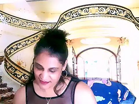 IndianSexcSmyle from StripChat is Freechat