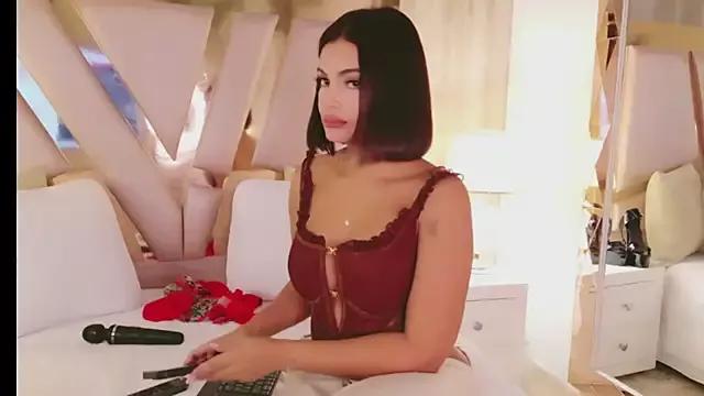 IrinaVelvet from StripChat
