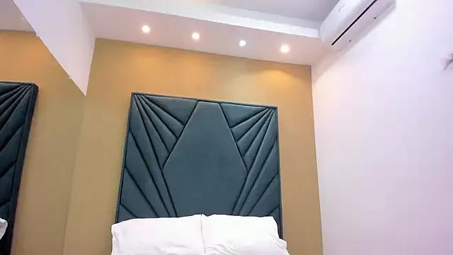 iris_scott1 from StripChat is Freechat