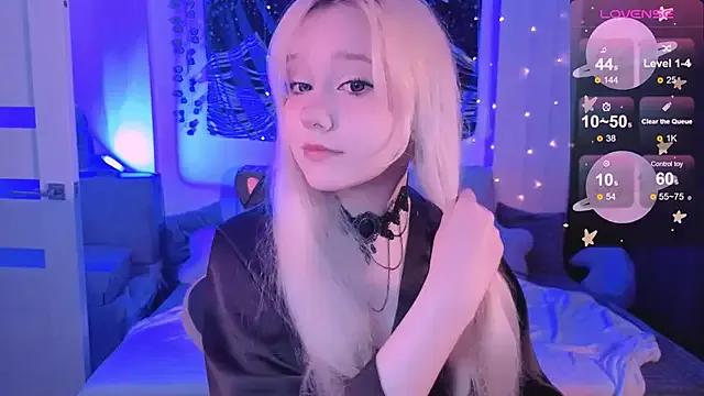 IrmaBell from StripChat is Freechat