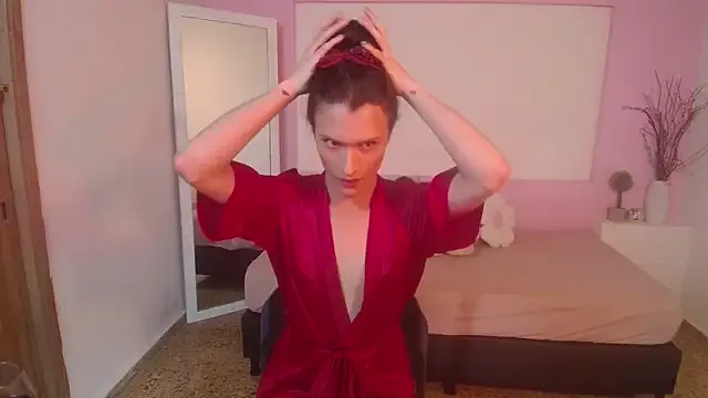 IsabelFernandez from StripChat is Freechat