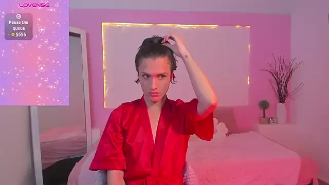 IsabelFernandez from StripChat is Freechat