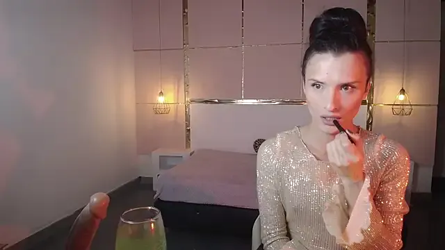 Girls: try live performances with matured performers, from dancing to quirks, in a variety of beautiful sex cams.