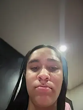 Isabella-Teen from StripChat is Freechat