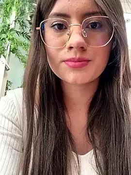 Isabella21_ from StripChat is Freechat
