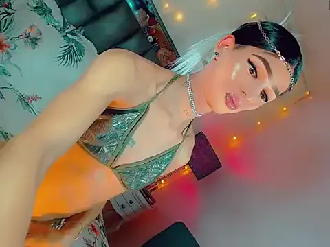 isabellagirsx from StripChat is Freechat