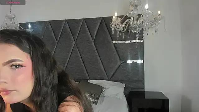 IsabellaGrey19 from StripChat is Freechat