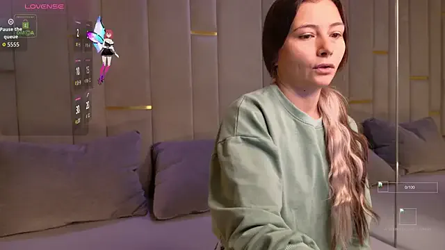 Ishtar_Divine from StripChat