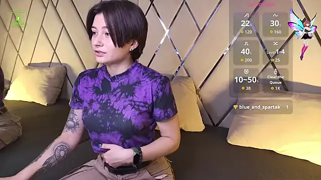 Ishtar_Divine from StripChat