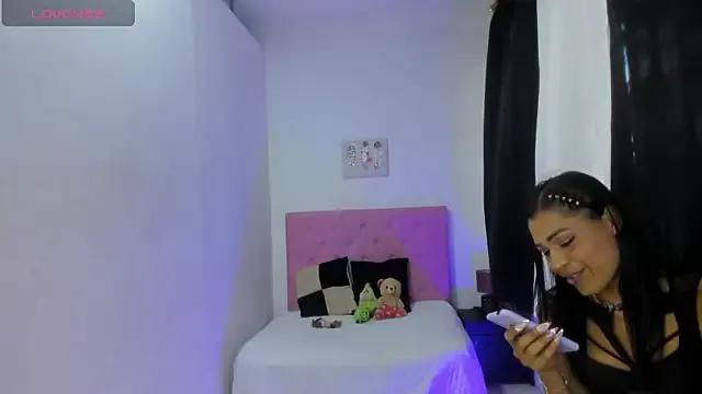 Girls: try live performances with matured performers, from dancing to quirks, in a variety of beautiful sex cams.