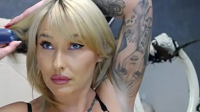 Girls: try live performances with matured performers, from dancing to quirks, in a variety of beautiful sex cams.