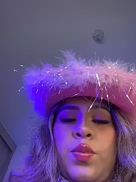 itsdanividarte from StripChat is Freechat