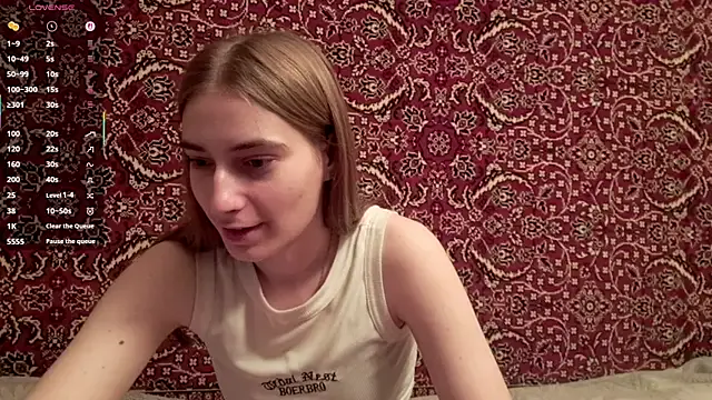 ivetabloom from StripChat is Freechat