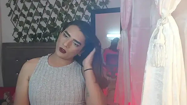 Girls: try live performances with matured performers, from dancing to quirks, in a variety of beautiful sex cams.