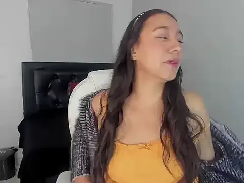 Ivonne_Skariel_Rs from StripChat is Freechat