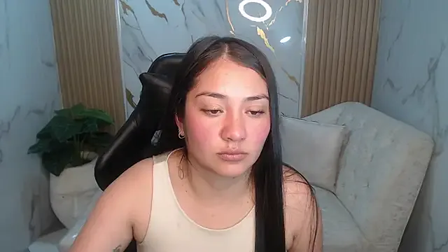 Ivony18_b from StripChat is Freechat