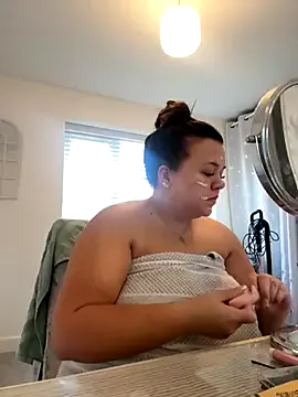 Ivy-monroexo from StripChat is Freechat