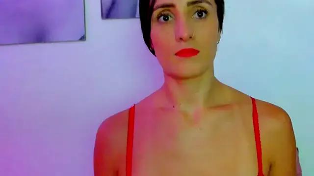izzy_cum from StripChat is Freechat
