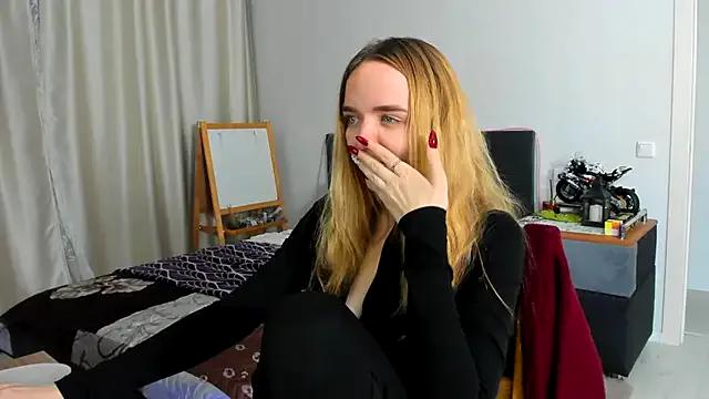 JanetShy from StripChat is Freechat