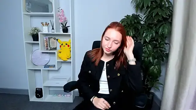 JanetYoung from StripChat is Freechat