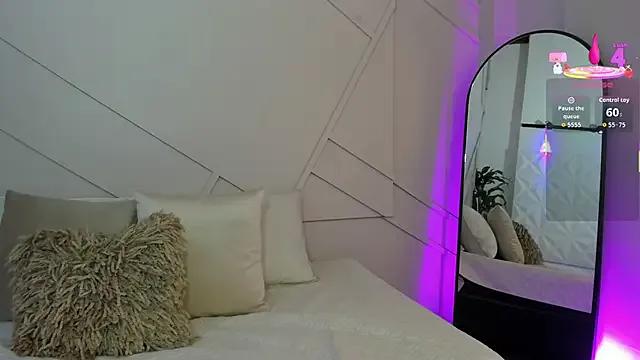 Girls: try live performances with matured performers, from dancing to quirks, in a variety of beautiful sex cams.