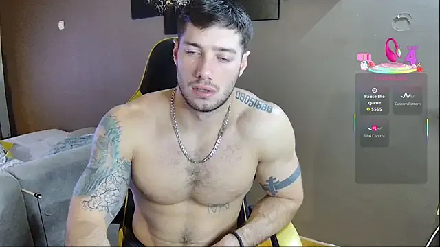 Girls: try live performances with matured performers, from dancing to quirks, in a variety of beautiful sex cams.