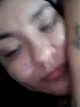 Jennifersbodyy from StripChat is Freechat