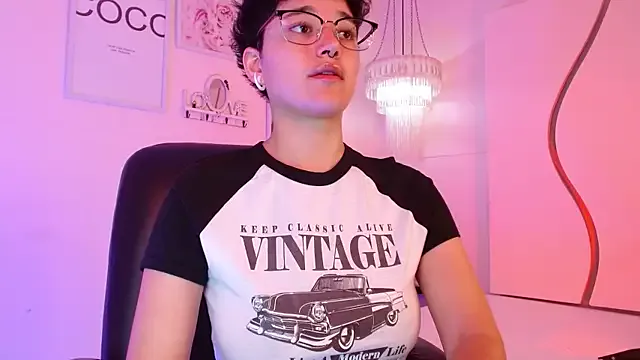 jeroharper from StripChat is Freechat