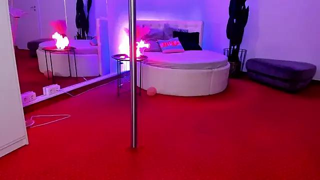 JessicaSky_ from StripChat is Freechat