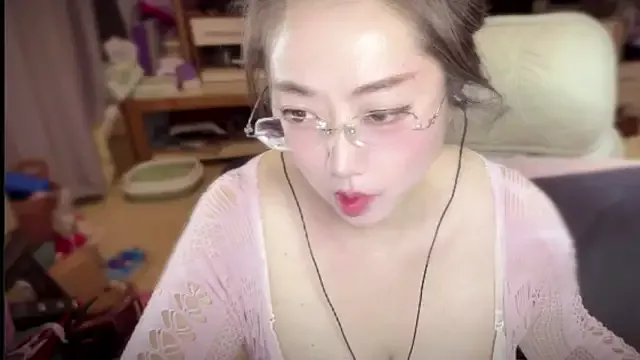 Jessie116 from StripChat