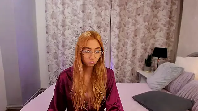 JessieePink from StripChat