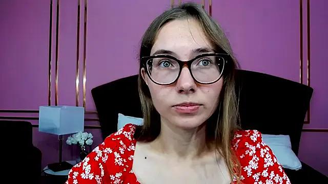 JessieJuss from StripChat is Freechat