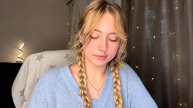 Jetta_Corsacami from StripChat is Freechat