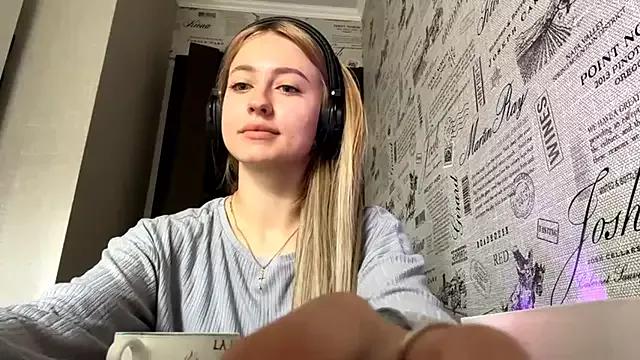 Jetta_Corsacami from StripChat