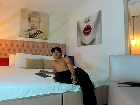 Girls: try live performances with matured performers, from dancing to quirks, in a variety of beautiful sex cams.