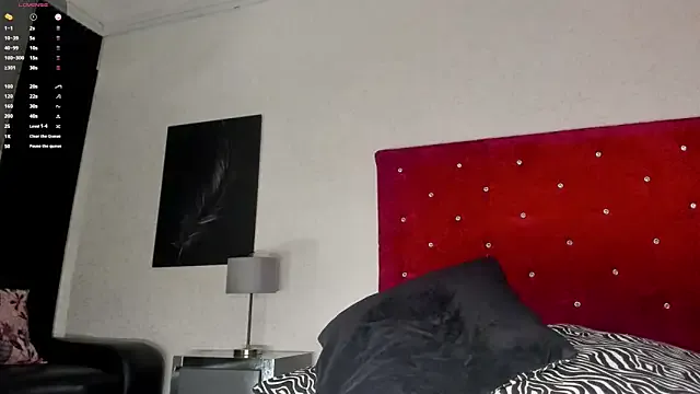 Girls: try live performances with matured performers, from dancing to quirks, in a variety of beautiful sex cams.