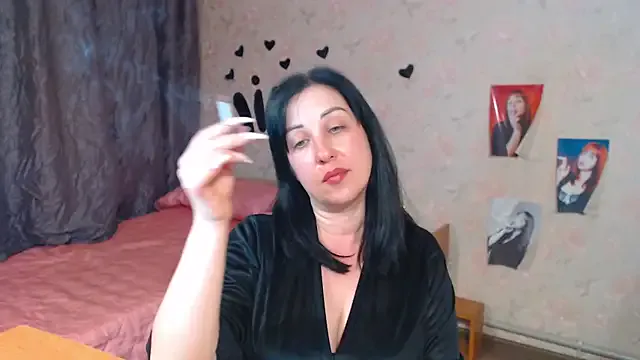 Girls: try live performances with matured performers, from dancing to quirks, in a variety of beautiful sex cams.