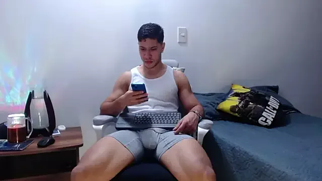 Girls: try live performances with matured performers, from dancing to quirks, in a variety of beautiful sex cams.