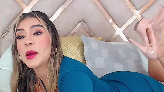 Girls: try live performances with matured performers, from dancing to quirks, in a variety of beautiful sex cams.