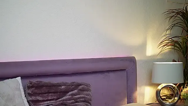 JoelleApril from StripChat is Freechat