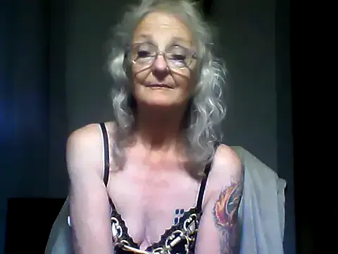 JoleneDelacroix from StripChat is Freechat