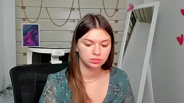 Girls: try live performances with matured performers, from dancing to quirks, in a variety of beautiful sex cams.