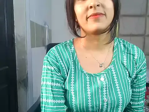 Juicy_Candy from StripChat is Freechat