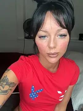 juicylucie from StripChat is Freechat